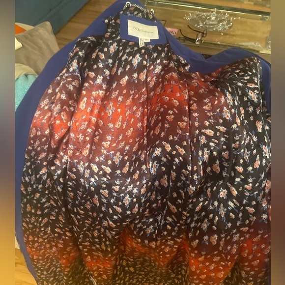 Gorgeous BCBGENERATION winter coat - Picture 6 of 9